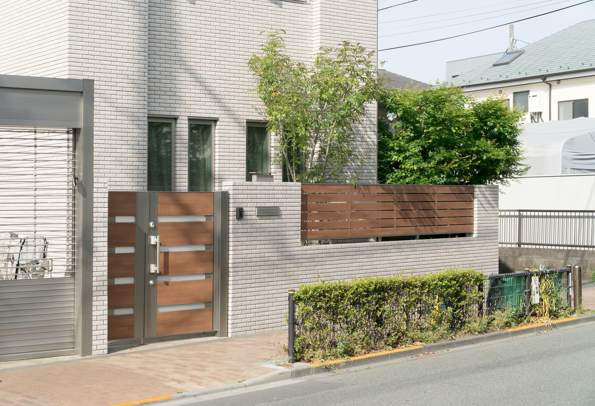外構の対応 | 富山の伐採ならおもりえ